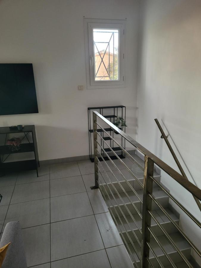 Appartement Avec Exterieur Aigues-Mortes Esterno foto